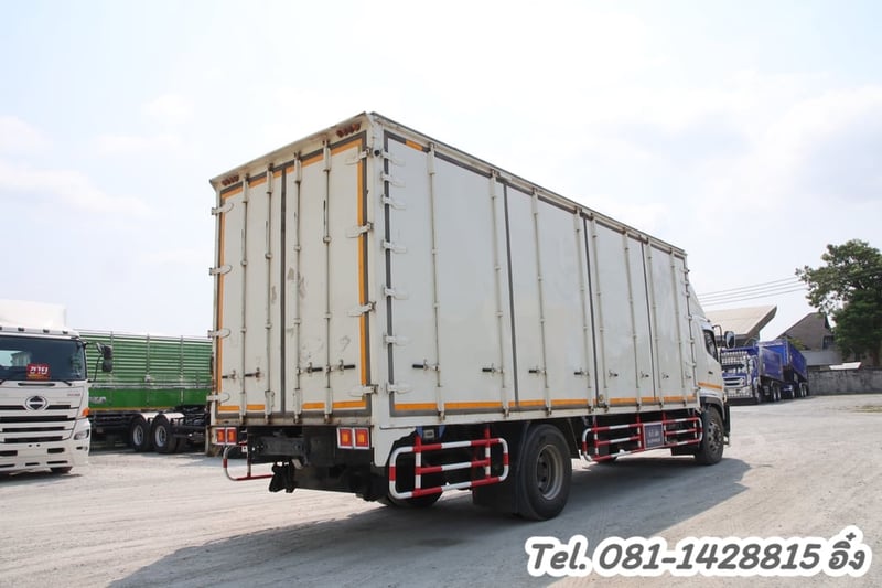 หกล้อตู้สิบบาน HINO FG8J 240 แรง ปี 2561 (4378)