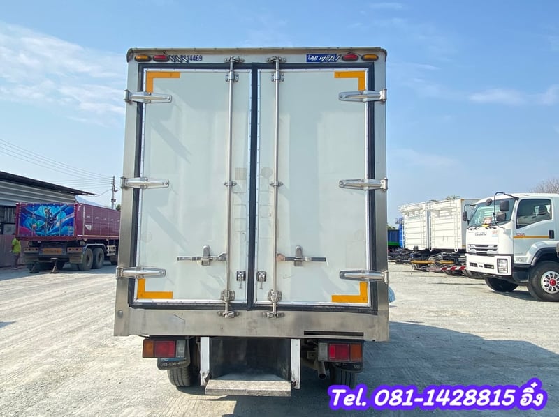 สี่ล้อตู้เย็น HINO XZU 136 แรง ปี 2567 (8556)