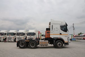 สิบล้อหัวลาก CHENGLONG LZ 387.6 แรง ปี 2567 (6674)