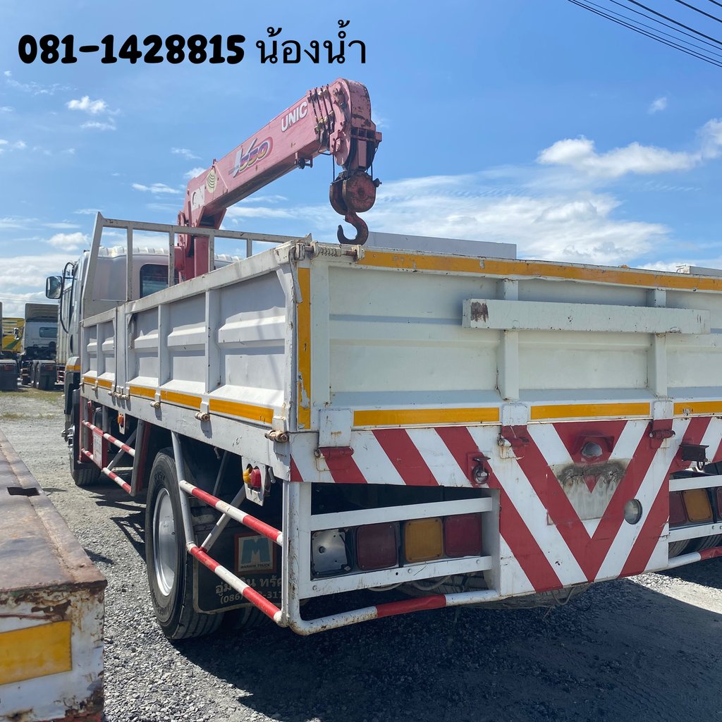 ISUZU FTR 240แรงม้า รถบรรทุก 6ล้อ กระบะเหล็กติดเครน ปี2014 (0947)
