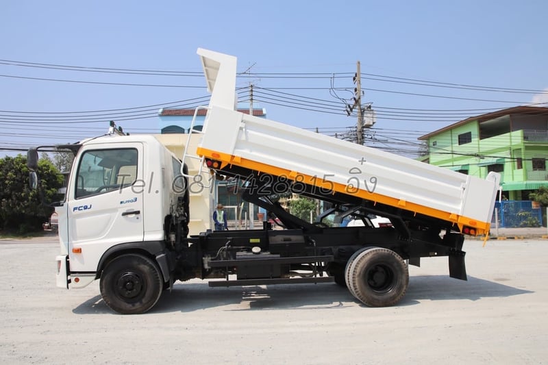 หกล้อดั้มพ์ HINO FC9J 175 แรง ปี 2565 (0793)