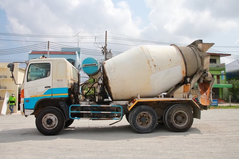 สิบล้อโม่ปูน HINO FM1A 330 แรง ปี 2555 (0741)               