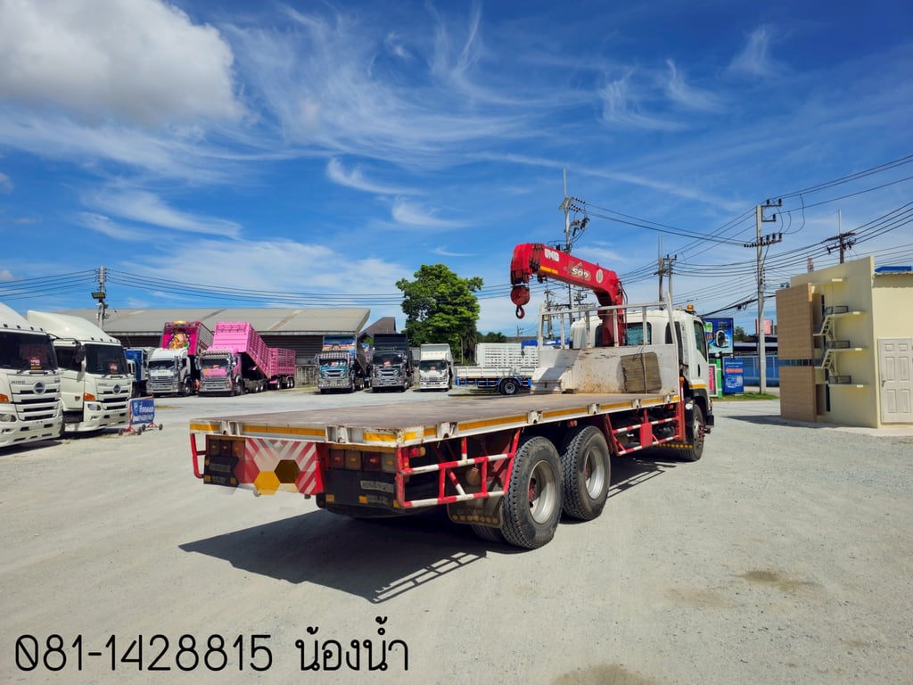 ISUZU FVM 240แรงม้า รถบรรทุก 10ล้อ กระบะเหล็กติดเครน ปี2013 (7224)