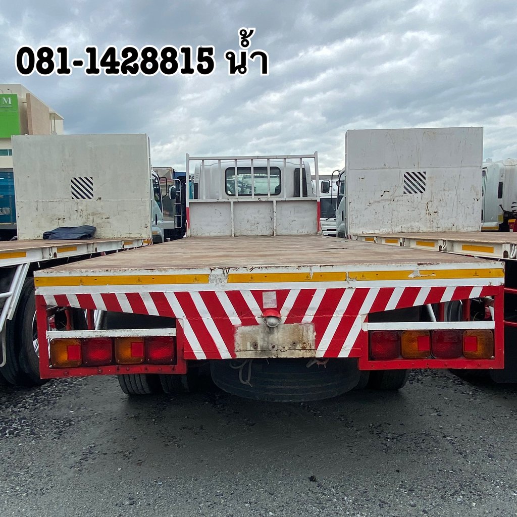 🚚สิบล้อพื้นเรียบ ISUZU FVM 240 แรง ปี 2555 (5844) 🚚สิบล้อพื้นเรียบ ISUZU FVM 240 แรง ปี 2555 (5844)