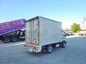 สี่ล้อตู้ HINO XZU 136 แรง ปี 2565 (6121)