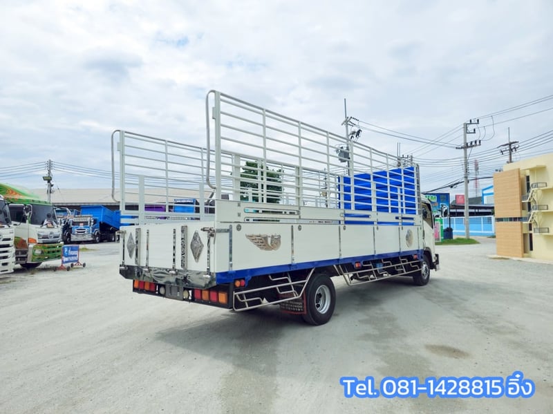 หกล้อคอก ISUZU FRR 210 แรง ปี 2565 (9202)