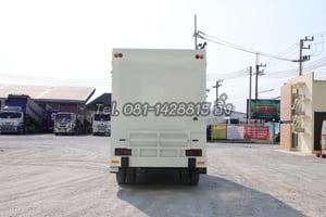 💥💥ลดล้างสต๊อก Sาคา 450,000.-💥💥 หกล้อตู้ ISUZU NMR 130 แรง ปี 2558 (5477) 💥💥ลดล้างสต๊อก Sาคา 450,000.-💥💥 หกล้อตู้ ISUZU NMR 130 แรง ปี 2558 (5477)