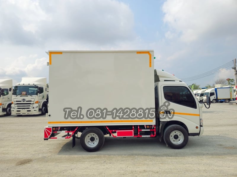 💥💥โปรลดล้างสต๊อก ลด 50,000.-💥💥 สี่ล้อตู้ HINO XZU 136 แรง ปี 2563 (637) 💥💥โปรลดล้างสต๊อก ลด 50,000.-💥💥 สี่ล้อตู้ HINO XZU 136 แรง ปี 2563 (637)