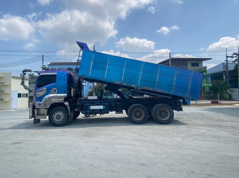 สิบล้อดั้มพ์ ISUZU FXZ 360 แรง ปี 2564 (2277)