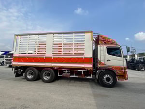 สิบล้อคอก HINO FL8J 260 แรง ปี 2559 (2895)