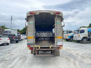 หกล้อโดยสาร ISUZU NMR 130 แรง ปี57 (4930) หกล้อโดยสาร ISUZU NMR 130 แรง ปี57 (4930)