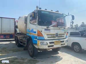 สิบล้อโม่ปูน HINO FM1A 330 แรง ปี 2555 (0742) สิบล้อโม่ปูน HINO FM1A 330 แรง ปี 2555 (0742)