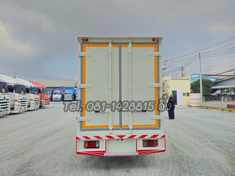 สี่ล้อตู้ ISUZU NLR 104 แรง ปี 2563 (2632) สี่ล้อตู้ ISUZU NLR 104 แรง ปี 2563 (2632)