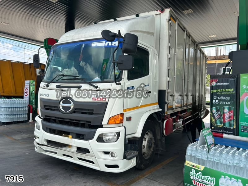 💥 รถเข้าใหม่ล่าสุด ￼Vายตัดราคาพิเศษ💥 หกล้อตู้สิบบาน HINO FG8J 240 แรง ปี2560 (7915)