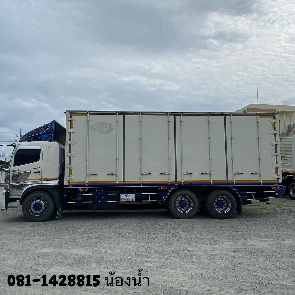 HINO FL 260แรงม้า รถบรรทุก 10ล้อ ตู้แห้ง ปี2021 (6127) HINO FL 260แรงม้า รถบรรทุก 10ล้อ ตู้แห้ง ปี2021 (6127)