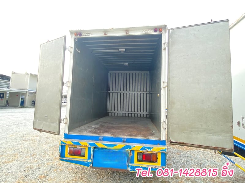 สี่ล้อตู้ ISUZU NLR104 แรง ปี 2563 (2632) สี่ล้อตู้ ISUZU NLR104 แรง ปี 2563 (2632)