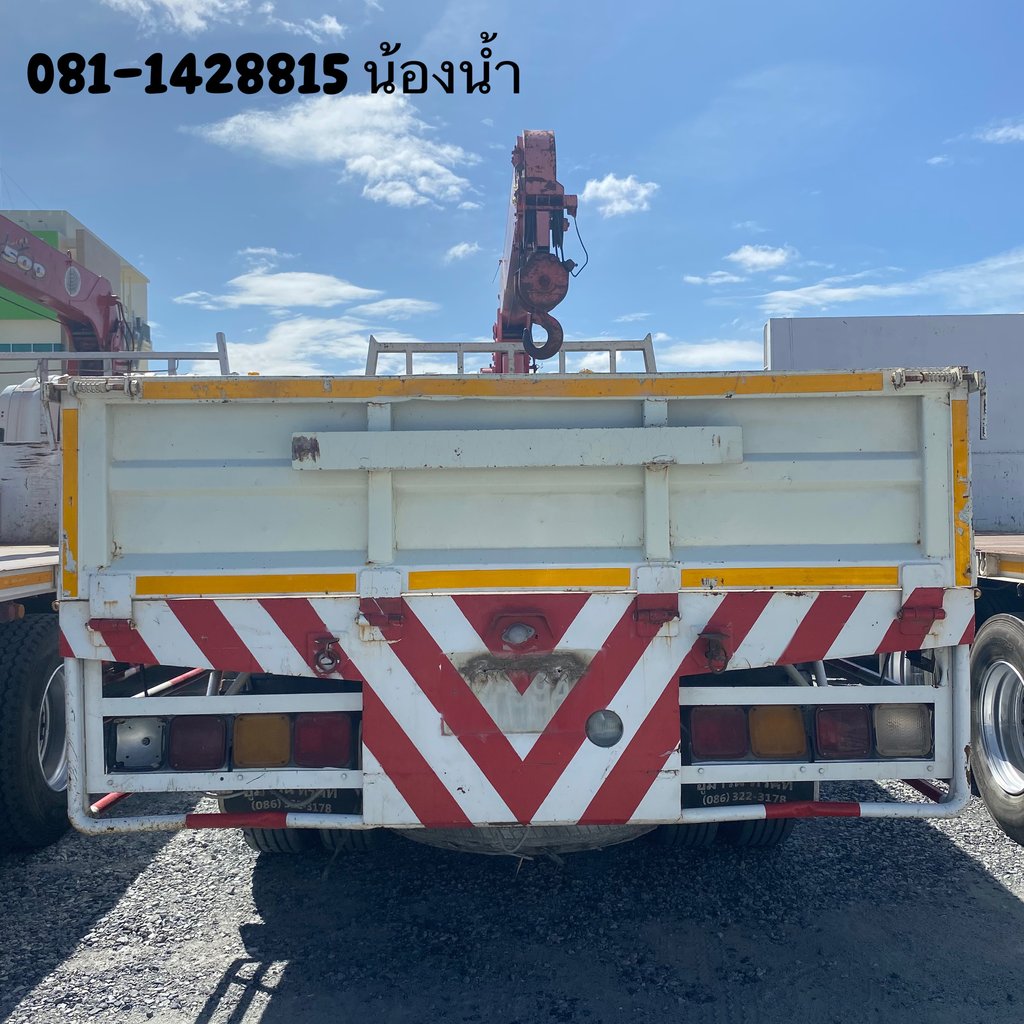 ISUZU FTR 240แรงม้า รถบรรทุก 6ล้อ กระบะเหล็กติดเครน ปี2014 (0947)