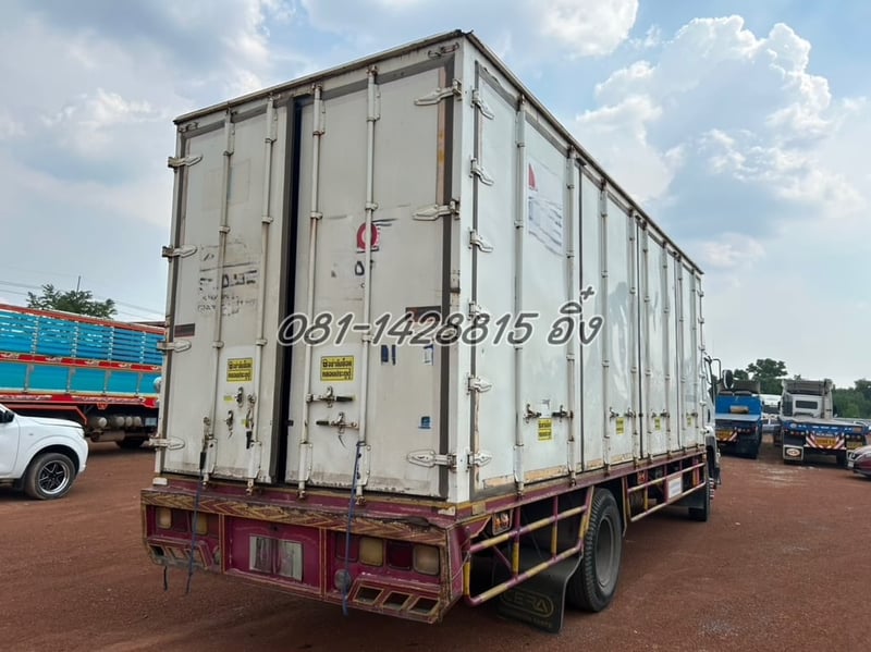 หกล้อตู้สิบบาน ISUZU FTR 240 แรง ปี2559 (6631)