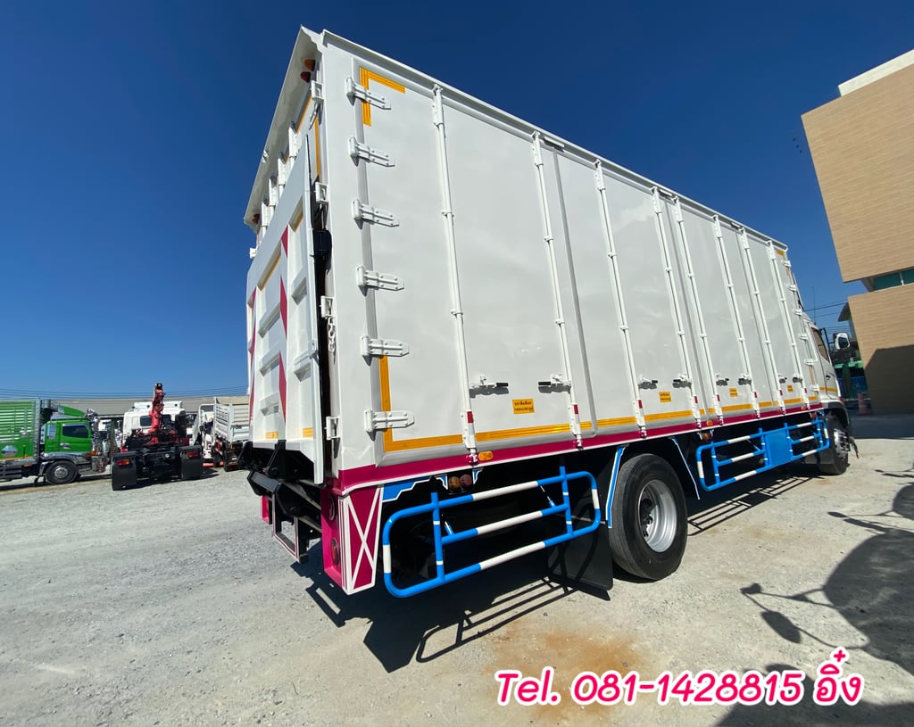 หกล้อตู้สิบบานลิฟท์ท้าย  HINO FG8J 240 แรง ปี 2562 (8724)