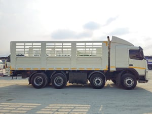 สิบสองล้อคอก Volvo FM 440 แรง ปี 2556 (2894)