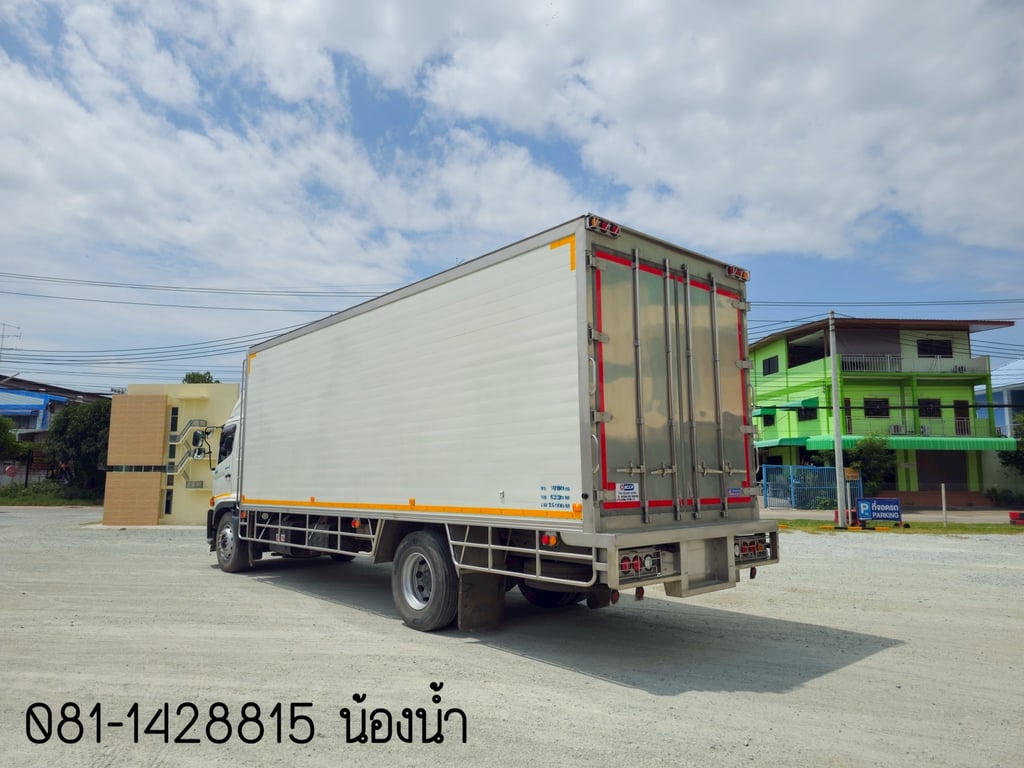 หกล้อตู้เย็น HINO FG8J 240แรง ปี 2565 (4212) หกล้อตู้เย็น HINO FG8J 240แรง ปี 2565 (4212)