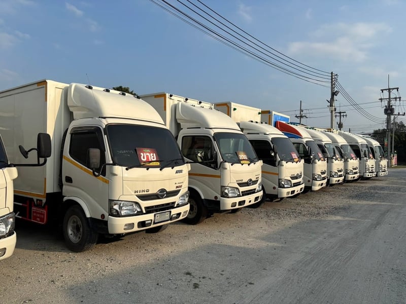 สิบล้อหัวลาก