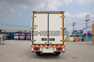 สี่ล้อตู้เย็น ISUZU NLR 130 แรง ปี 2566 (8088) สี่ล้อตู้เย็น ISUZU NLR 130 แรง ปี 2566 (8088)
