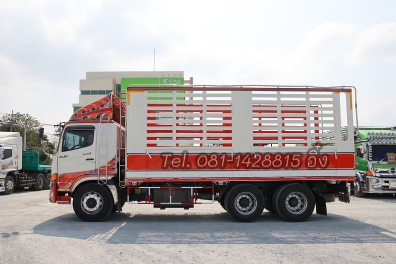 สิบล้อคอก HINO FL8J 260 แรง ปี 2559 (2895) สิบล้อคอก HINO FL8J 260 แรง ปี 2559 (2895)