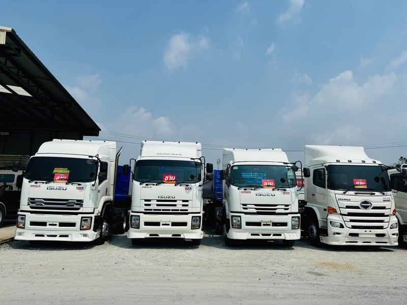 สิบล้อหัวลาก