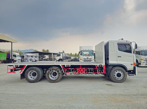 💥💥 ลดล้างสต๊อก ลด 140,000 บาท💥💥 สิบล้อพื้นเรียบ HINO FL8J 260 แรง ปี 2560 (1784) 💥💥 ลดล้างสต๊อก ลด 140,000 บาท💥💥 สิบล้อพื้นเรียบ HINO FL8J 260 แรง ปี 2560 (1784)