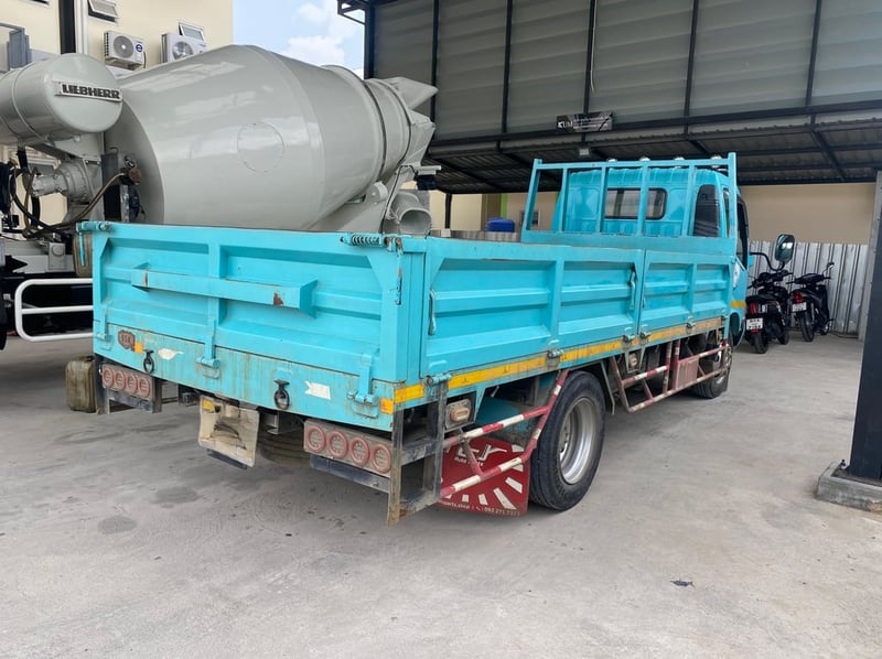 หกล้อกระบะคาร์โก้ HINO XZU 150 แรง ปี 63 (5876) หกล้อกระบะคาร์โก้ HINO XZU 150 แรง ปี 63 (5876)