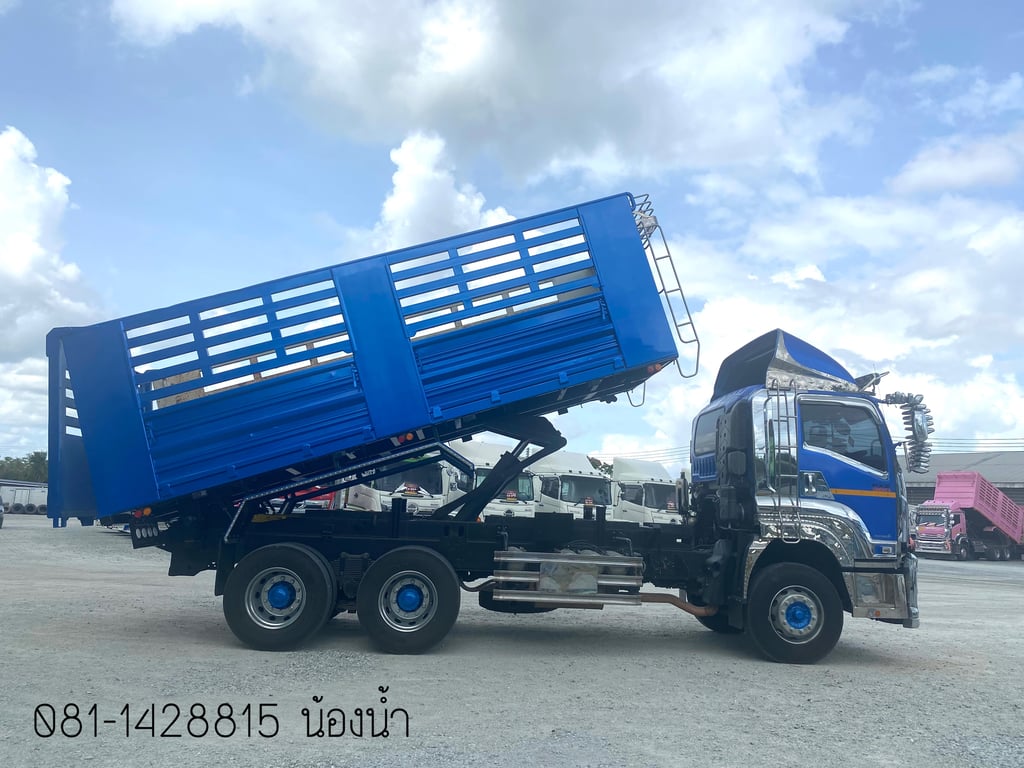 ISUZU FXZ 360แรงม้า รถบรรทุก 10ล้อ ดั้มพ์ ปี2023 (3052) ISUZU FXZ 360แรงม้า รถบรรทุก 10ล้อ ดั้มพ์ ปี2023 (3052)