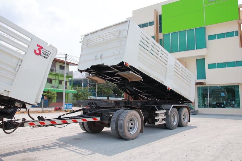 สิบล้อดั้มพ์ HINO FM1A 344 แรง ปี 2560 + หางดั้มพ์ สามเพลา อู่แม็กเทรลเลอร์ ปี 2565 (2539 3778) 