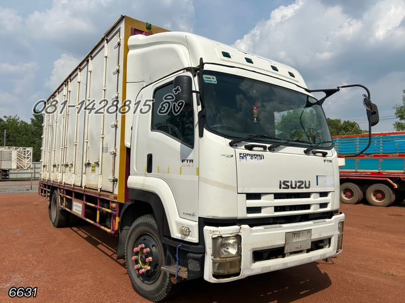 หกล้อตู้สิบบาน ISUZU FTR 240 แรง ปี2559 (6631)