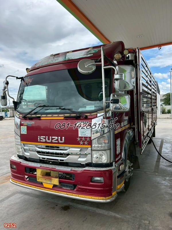 🚗รถคอกเข้าใหม่ สเป็คนิยม ใครช้าอด‼️             💥Vายตัด 940,000 บาท💥  หกล้อคอก ISUZU FRR 210 แรง ปี 2562 (9252)