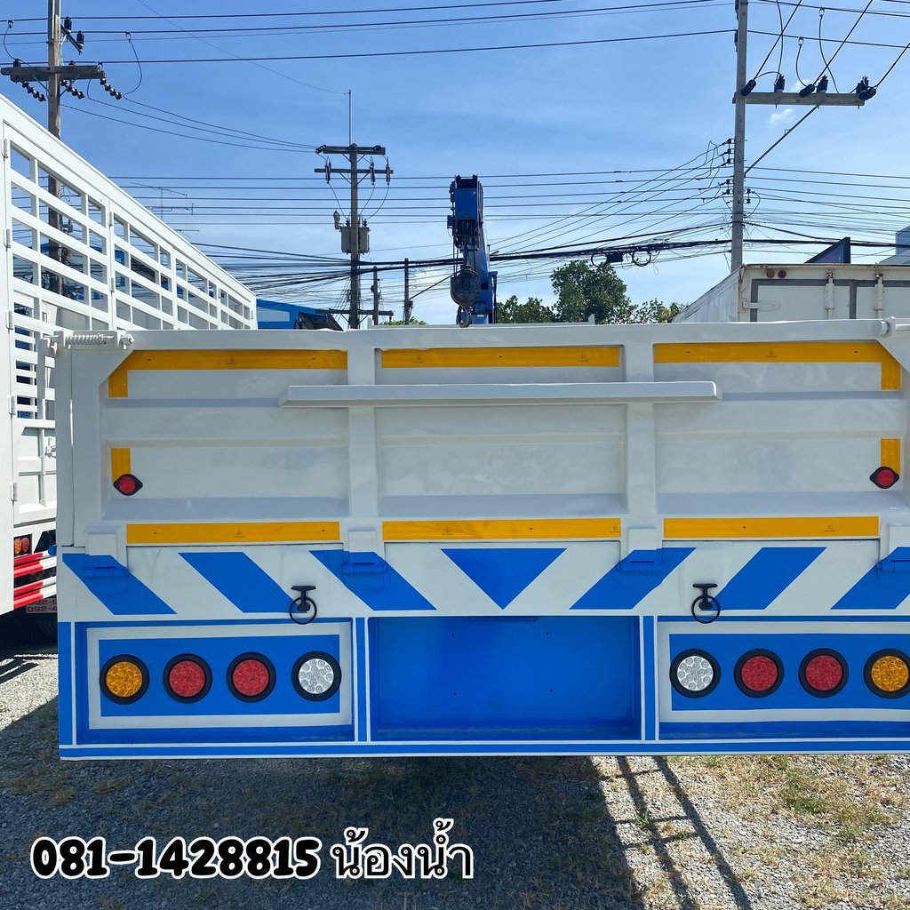 ISUZU FTR 240แรงม้า รถบรรทุก 6ล้อ กระบะเหล็กติดเครน ปี2014 (6774)