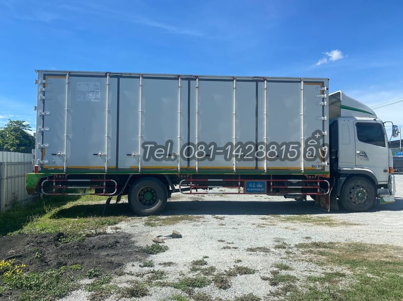 หกล้อตู้สิบบาน HINO FG8J 240 แรง ปี2559 (9005)