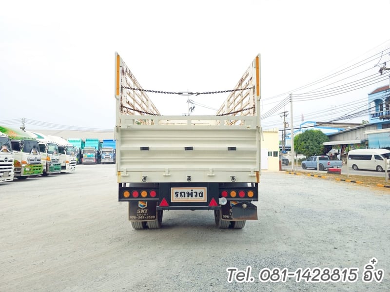 สิบสองล้อคอก VOLVO FM 440  แรง ปี 2556 (2894,0735)