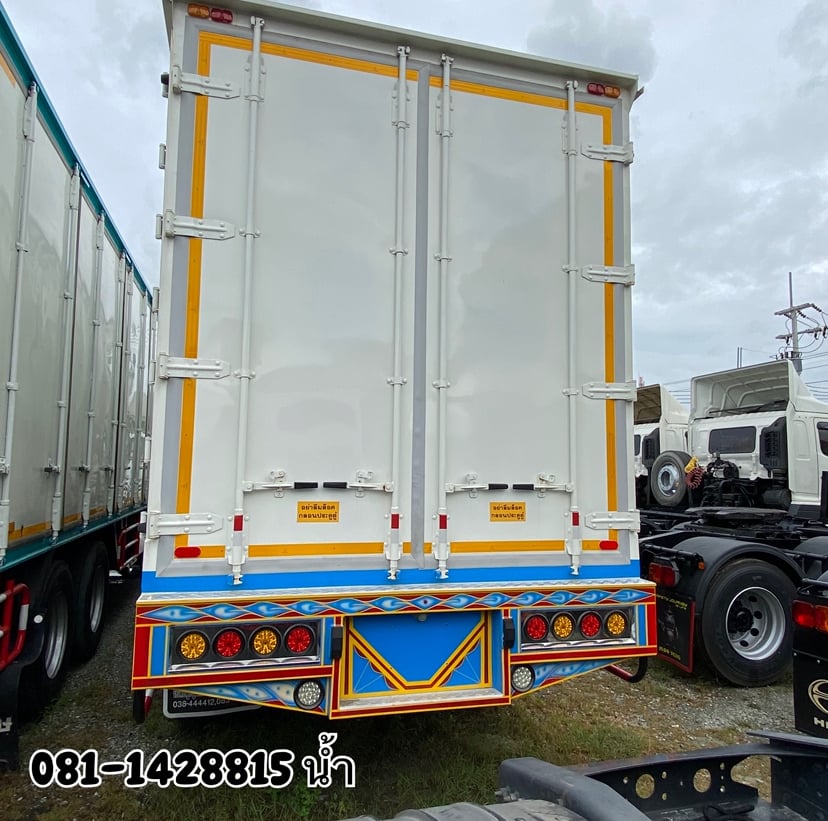 ISUZU FVM 240แรงม้า รถบรรทุก 10ล้อ ตู้แห้ง ปี2013 (4822) ISUZU FVM 240แรงม้า รถบรรทุก 10ล้อ ตู้แห้ง ปี2013 (4822)