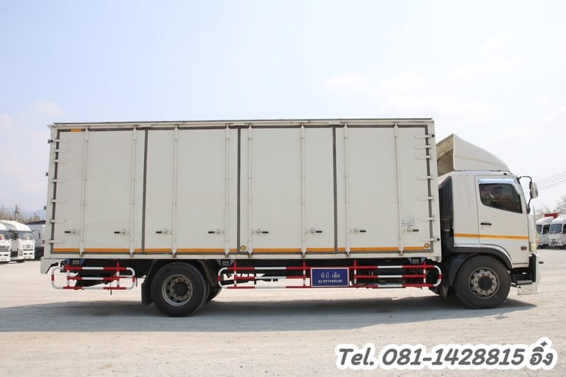 หกล้อตู้สิบบาน HINO FG8J 240 แรง ปี 2561 (4378)
