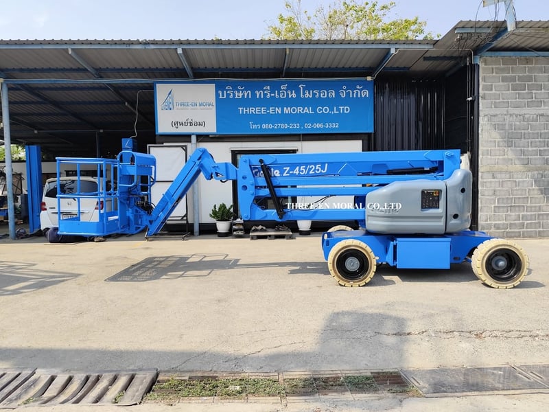 รถกระเช้า Boom Lift Genie Z45-25J