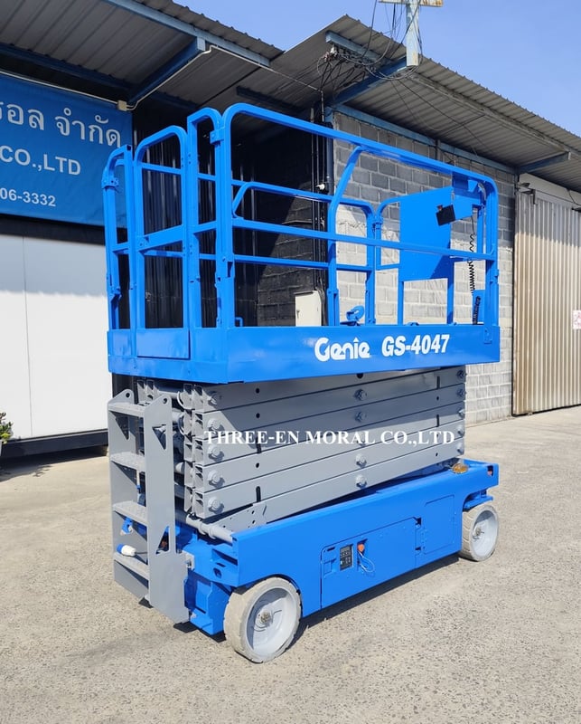 รถกระเช้า Scissor Lift Genie GS-4047