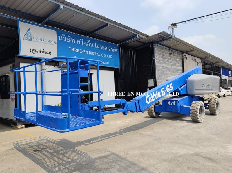 รถกระเช้า Boom Lift Genie S65 รถกระเช้า Boom Lift Genie S65