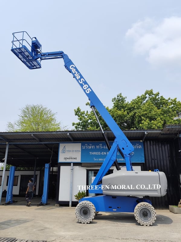 รถกระเช้า Boom Lift Genie S65