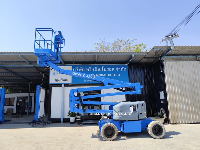 รถกระเช้า Boom Lift Genie Z45-25