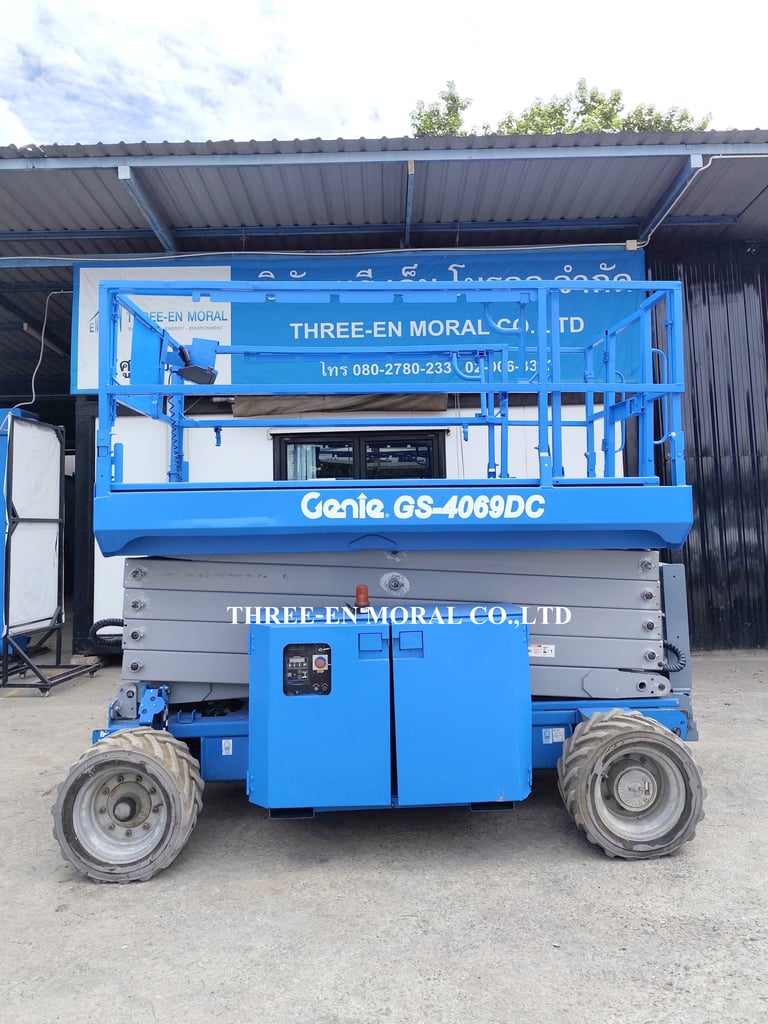 รถกระเช้า Scissor Lift Genie GS4069DC  รถกระเช้า Scissor Lift Genie GS4069DC