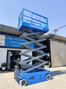 รถกระเช้า Scissor Lift Genie GS-3246 รถกระเช้า Scissor Lift Genie GS-3246
