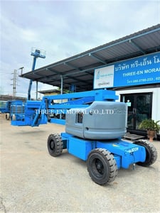 รถกระเช้า Boom Lift Genie Z-45-25J