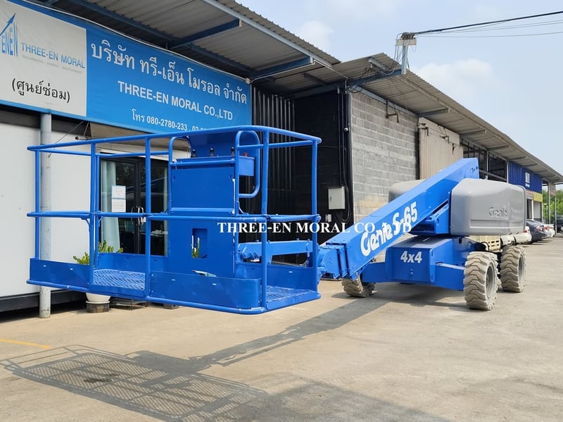 รถกระเช้า Boom Lift Genie S65 