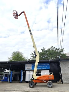 รถกระเช้า Boom Lift JLG E600JP
